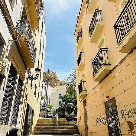 Centre, Old Town, Steps From Postiguet Apartment